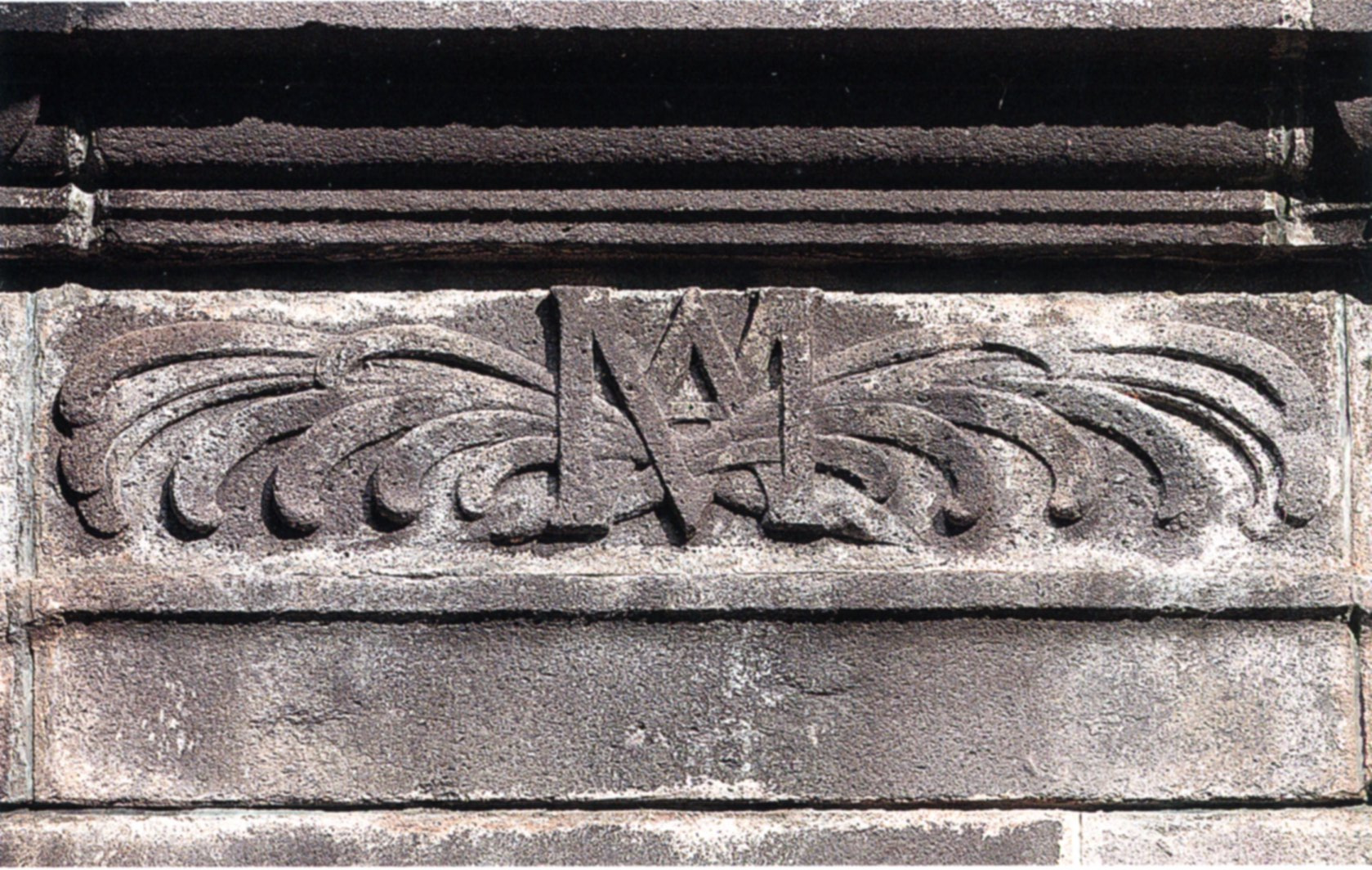Monogramme AM à Effiat