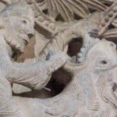 Samson tue un lion à mains nues (cathédrale d’Autun)