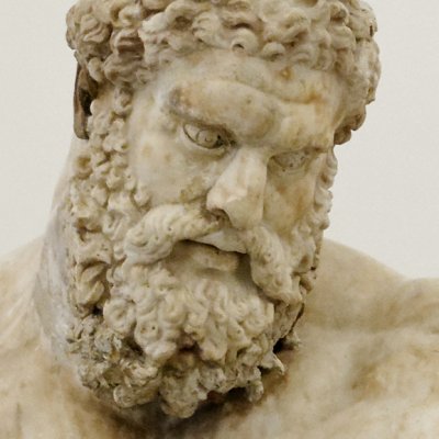 Hercule Farnèse, copie romaine impériale de Glycon d’après Lysippe (?)