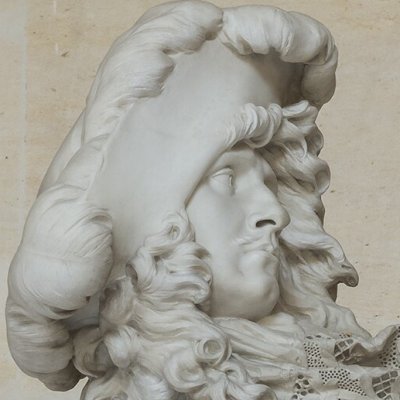 Le Maréchal de Tourville montrant de l’épée l’ordre du roi - Houdon