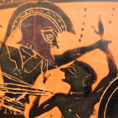 Ajax le Locrien arrache Cassandre à la statue d’Athéna (Kylix att à fig. noires)