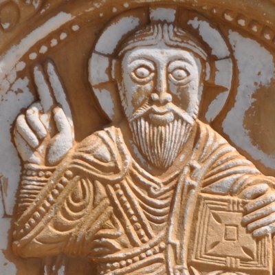 Le Christ dans une mandorle bénissant (abbaye de Saint-Genis)