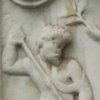 Sacrifice d'Iphigénie ? (Mausolée des Spectatii)