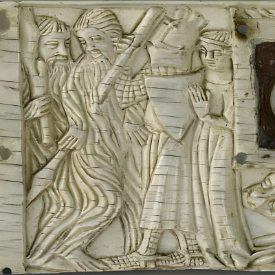Les hommes sauvages (Coffret en ivoire à motifs tristaniens) 