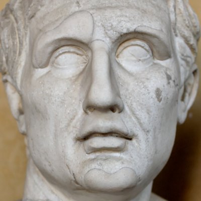 Buste présumé de Ménandre (réplique romaine du Vatican) - d'après Céphisodote et Timarque