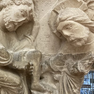 Chapiteau du Lavement des pieds (Châlons, cloître de Notre-Dame en Vaux)