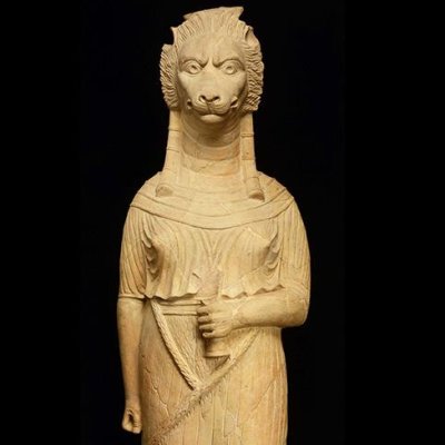 Déesse à tête de lion (Sanctuaire de Thinissut)