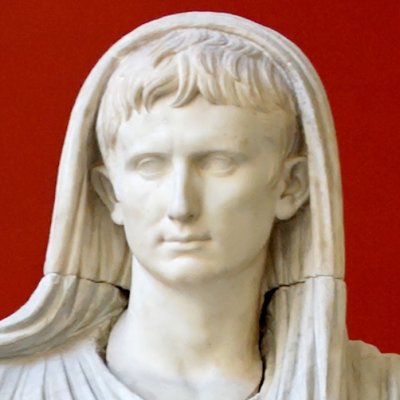 Auguste en pontifex maximus (version du Palazzo Massimo)