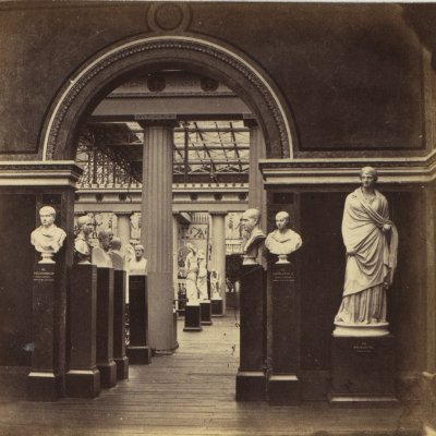 Cour romaine. Bustes des empereurs (Views of the Crystal Palace, p.17)