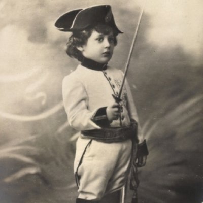 Little Napoleon in Second Empire costume - Manual