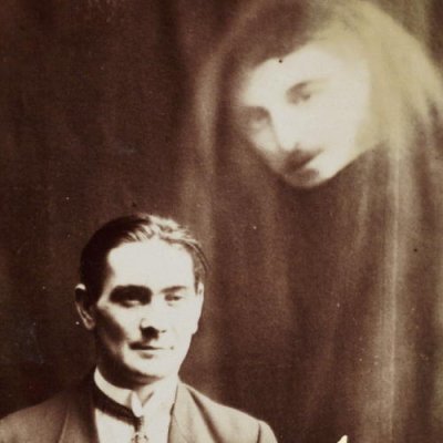 Will Thomas et un fantôme - William Hope
